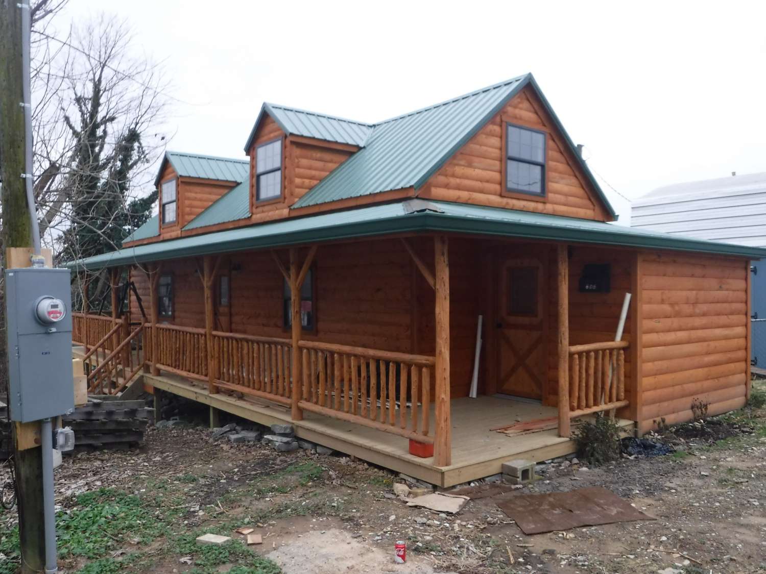 Cabin with porch
